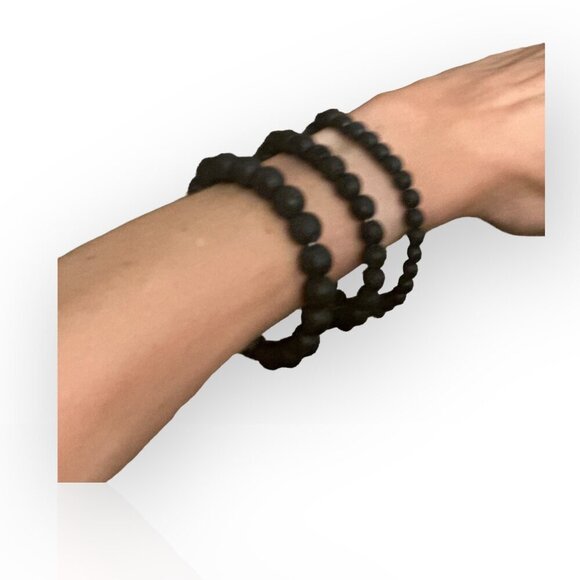 Lava Bead Bracelet, Black Volcanic Rock, Essential Oil Diffuser, Stretch - Picture 13 of 16